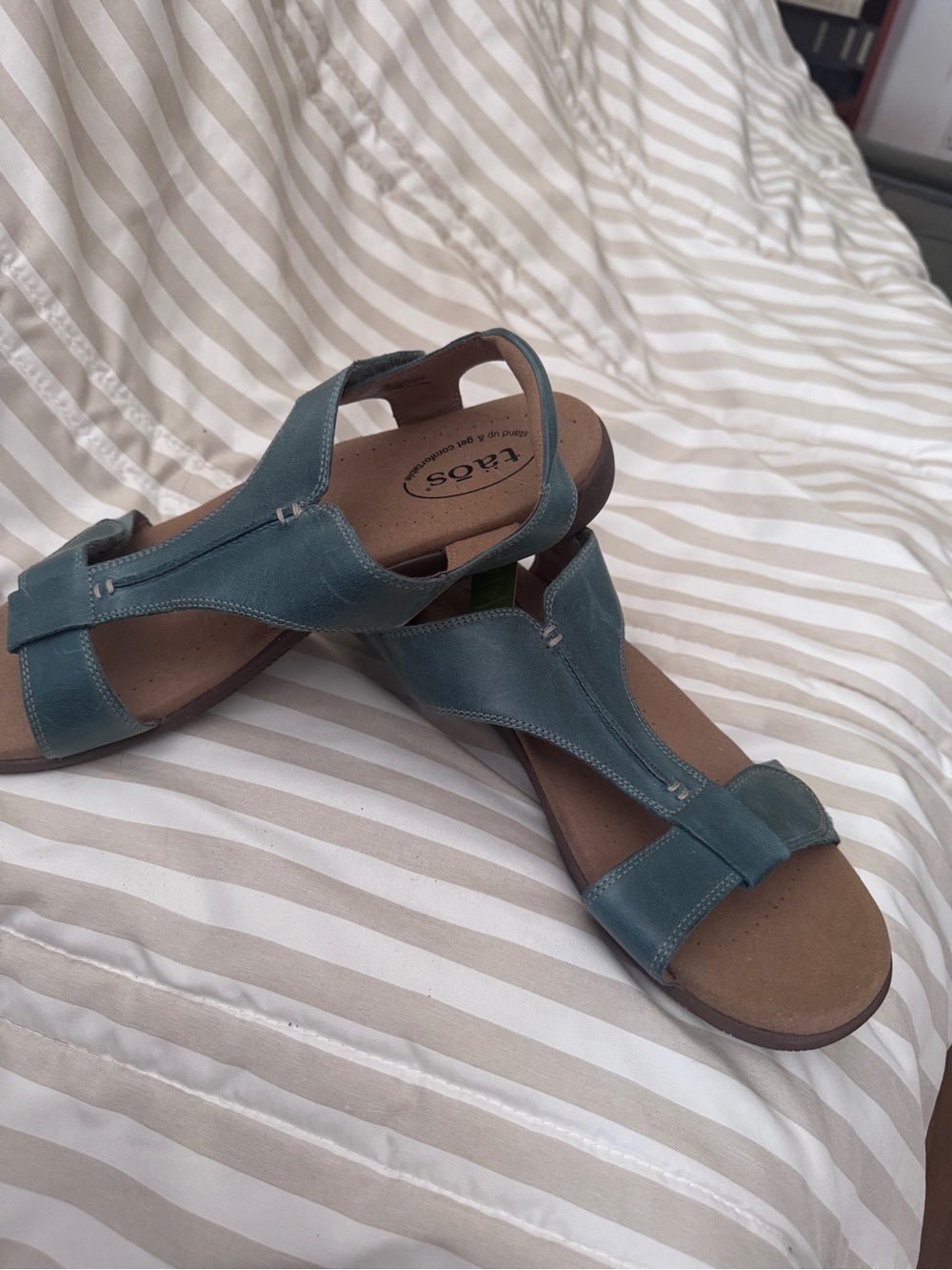 Taos Footwear Teal Open-Toe T-Strap Sandals